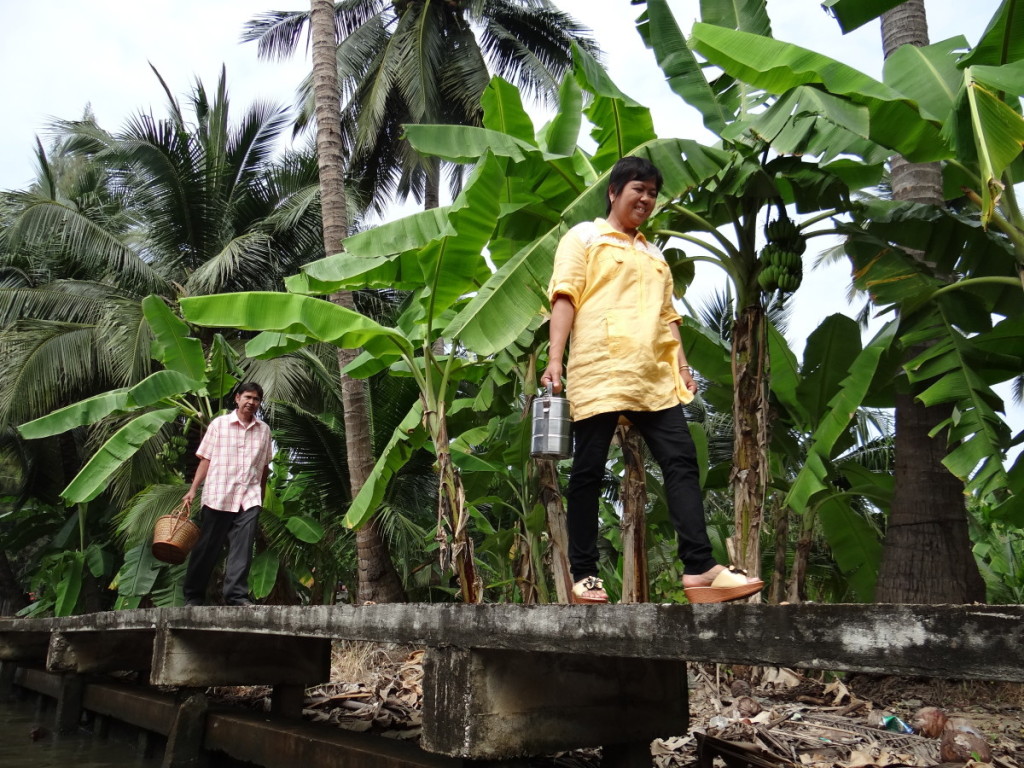 Damnoen Saduak Floating Market