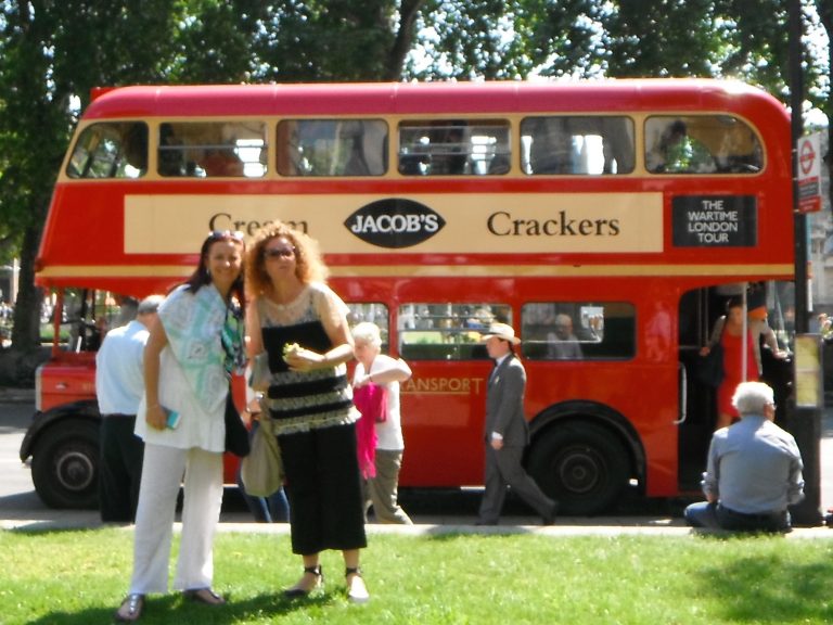 Bus, Train or Car: The Best Way to Get Around the UK