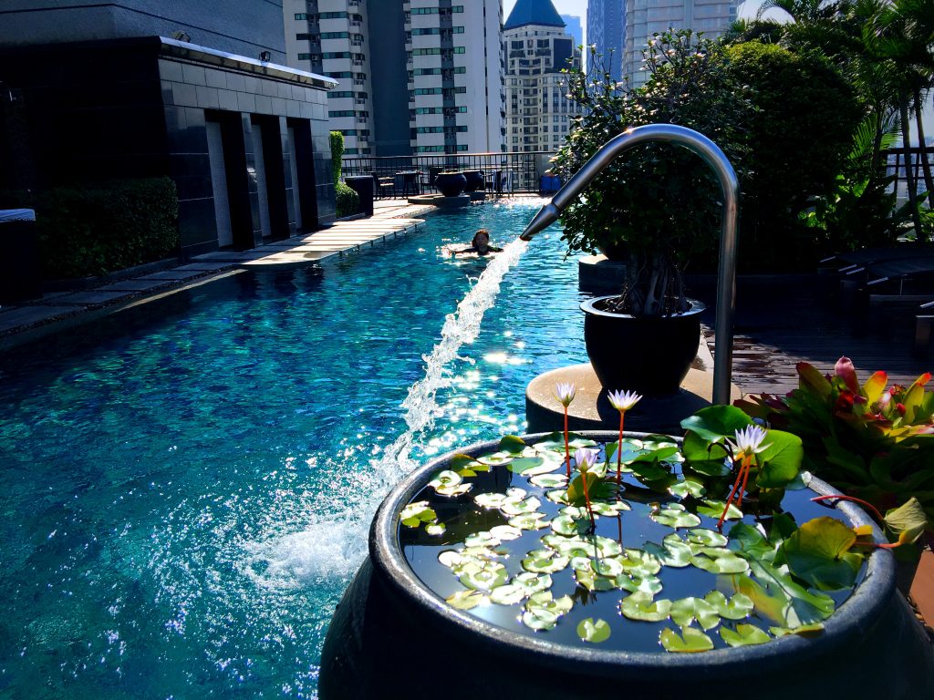 Banyan Tree Bangkok Thai Luxury City Resort Exploramum And Explorason